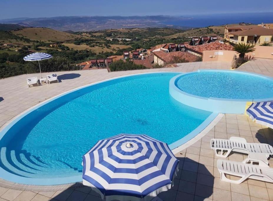 Casa Smeralda - Piscina E Vista Sul Mare! Apartment Trinita d'Agultu e Vignola